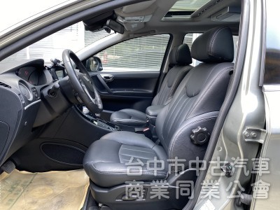 2014款 Luxgen U7 Turbo 旗艦型　原廠保養／大空間／超實用／360環景／駕駛電動座椅／天窗／電尾門