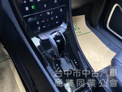 2014款 Luxgen U7 Turbo 旗艦型　原廠保養／大空間／超實用／360環景／駕駛電動座椅／天窗／電尾門