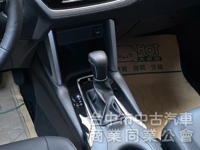 2023 Toyota Corolla Cross 1.8 GR Sport　僅跑8400km／原鈑件原漆／原廠保固中
