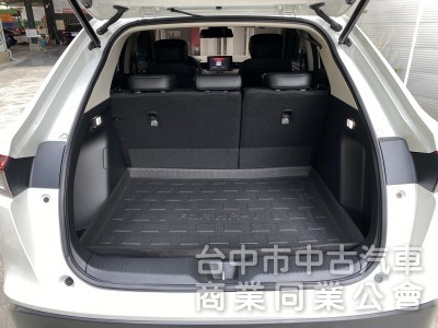 2022 HR-V Prestige尊榮版　一手女用車／原鈑件／原廠保養／電尾門／Carplay／無線充