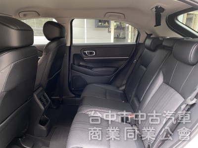2022 HR-V Prestige尊榮版　一手女用車／原鈑件／原廠保養／電尾門／Carplay／無線充