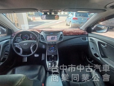 2016 尹倫強 頂級款 一手認證車