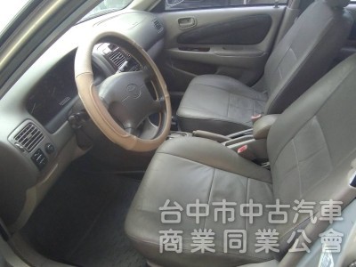 拼俗價 COROLLA 進口 2001年式 每年里程只跑 6千多公里 珍藏優質美車 ....              