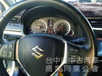 拼俗價 一手車 16年式 SWIFT GLX 里程8.8萬公里 優質美車....                    