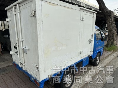 可全額貸 里程少 車美車況佳 全車無待修 買回即可上路~