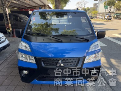 油壓尾門 車美車況佳 無待修 買回即可上路~