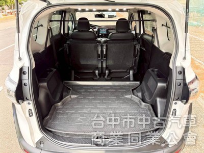 稀有釋出｜SIENTA 豪華版｜5人座大空間＋實跑三萬