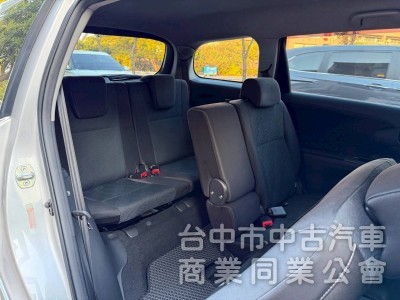 七人座大空間 二三排可平整化  原廠保養有記錄 原鈑件里程保證