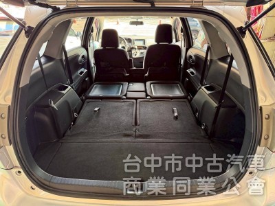 七人座大空間 二三排可平整化  原廠保養有記錄 原鈑件里程保證