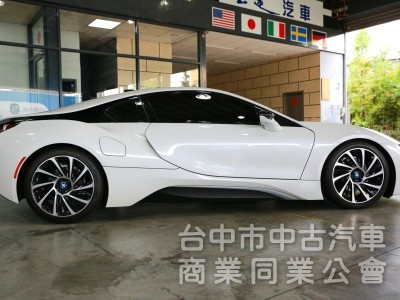 BMW i8 Coupe 2015款 手自排 1.5L