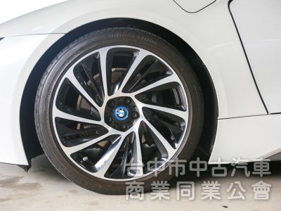 BMW i8 Coupe 2015款 手自排 1.5L