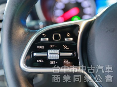 Mercedes-Benz GLC GLC300 2020款 手自排 2.0L