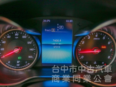 Mercedes-Benz GLC GLC300 2020款 手自排 2.0L