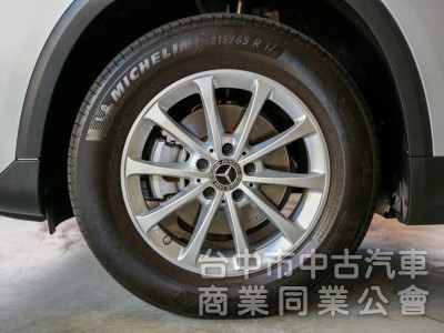 Mercedes-Benz GLA GLA180 2022款 手自排