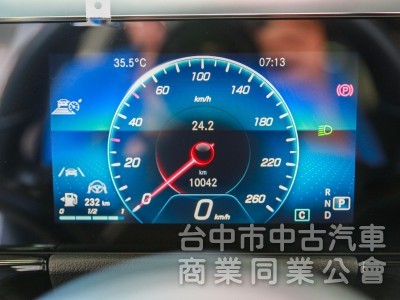 Mercedes-Benz GLA GLA180 2022款 手自排