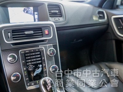 Volvo S60 2015款 手自排 2.0L