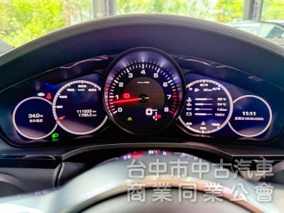 Porsche Cayenne 2018款 3.0T 灰色