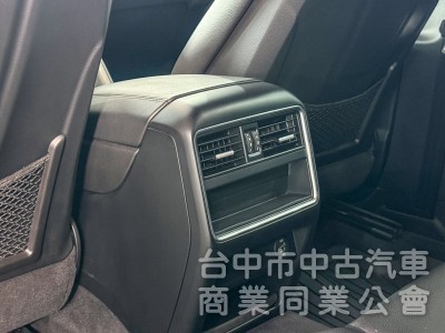 Porsche Cayenne 2018款 3.0T 灰色