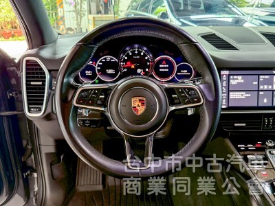 Porsche Cayenne 2018款 3.0T 灰色