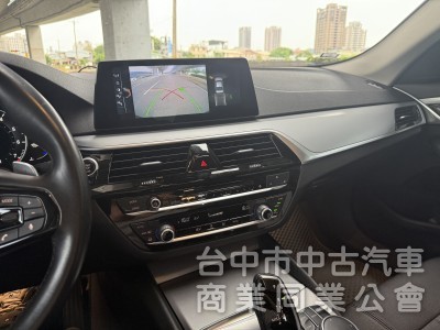 2017 BMW 5-Series Sedan 530i Luxury