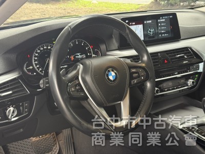 2017 BMW 5-Series Sedan 530i Luxury