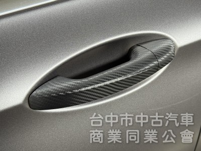 2019 M-Benz E-Class Sedan E300運動版