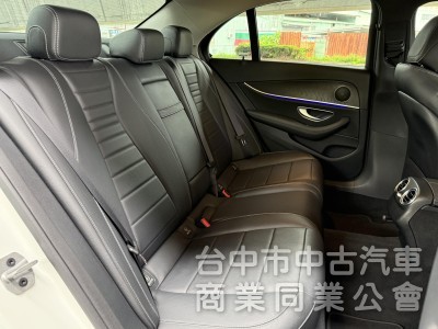 2019 M-Benz E-Class Sedan E300運動版