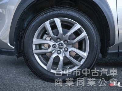 2020 LEXUS NX200豪華版
