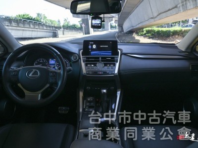 2020 LEXUS NX200豪華版