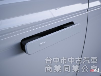 2018 Land Rover Range Rover Velar S P250 紅色