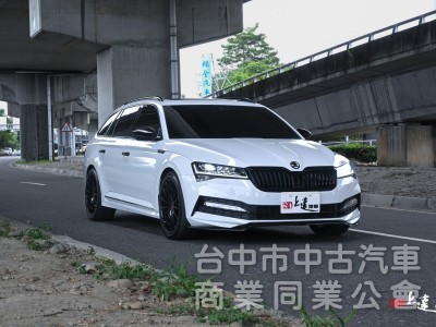 2022 Skoda Superb Combi 2.0 TSI SportPlus 4x4