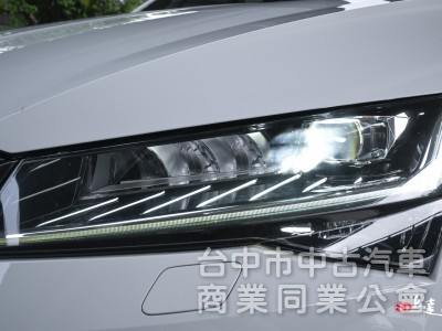 2022 Skoda Superb Combi 2.0 TSI SportPlus 4x4