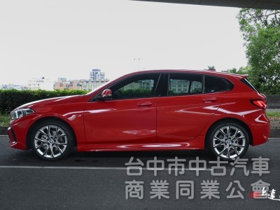 2022 BMW 1-Series 118i Edition ColorVision