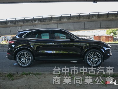 2018 Porsche Cayenne V6