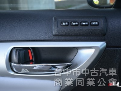 2011 Lexus CT 200h 豪華版