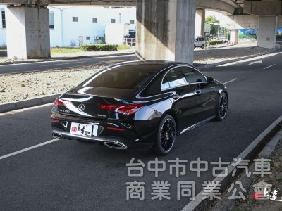 2019 M-Benz CLA200