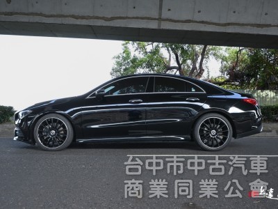 2019 M-Benz CLA200