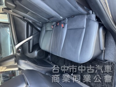 2017年 RAV4 2.0尊爵 有ACC版本 車道偏移警示