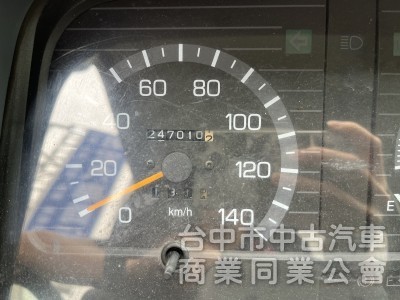 2003年 堅達三噸半 六輪  含車廂！