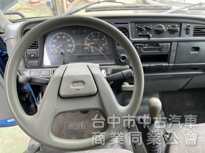 2003年 堅達三噸半 六輪  含車廂！