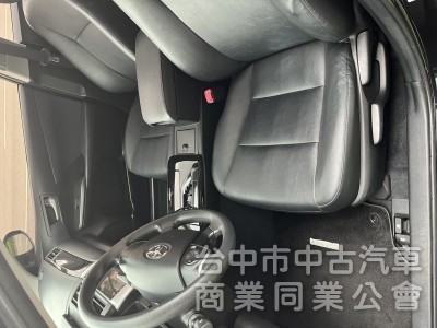 2020年 CAMRY 2.0  原廠保養 實跑8萬公里！