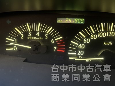 2002年 Previa 2.4 六人座 便宜賣！