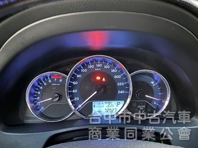 TOYOTA(豐田)NEW ALTIS 1.8 小改款 精裝特仕版 日行燈