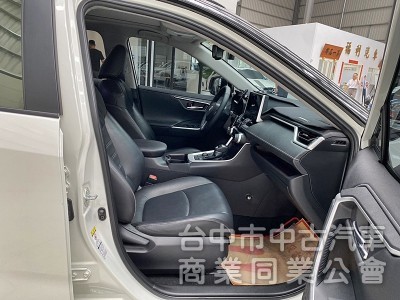 TOYOTA(豐田)RAV4 2.5旗艦4WD  全景天窗 盲點