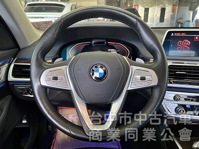 BMW(寶馬) 730i 原漆 原版件 盲點 衛星導航 環景