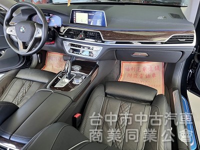 BMW(寶馬) 730i 原漆 原版件 盲點 衛星導航 環景