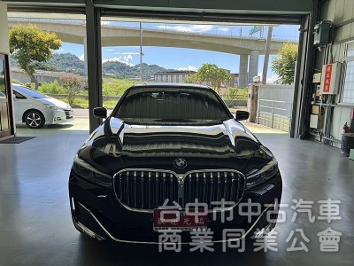 BMW(寶馬) 730i 原漆 原版件 盲點 衛星導航 環景