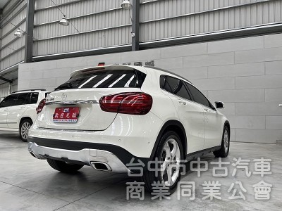 BENZ(賓士)GLA200賓士 全景天窗