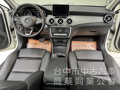 BENZ(賓士)GLA200賓士 全景天窗