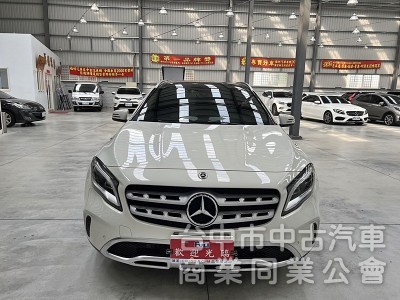 BENZ(賓士)GLA200賓士 全景天窗